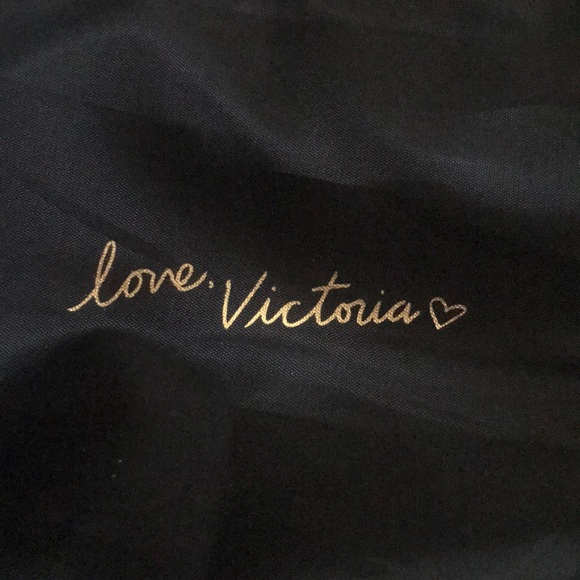 Victoria’s Secret Duffel Bag - Picture 3 of 3
